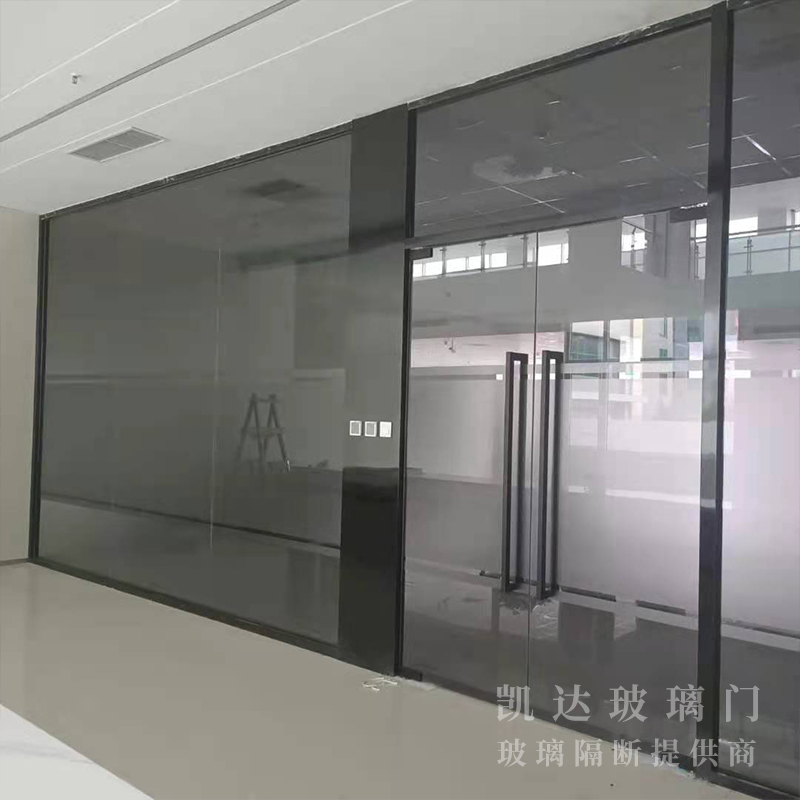 齐河新型材料交易中心，一楼大厅